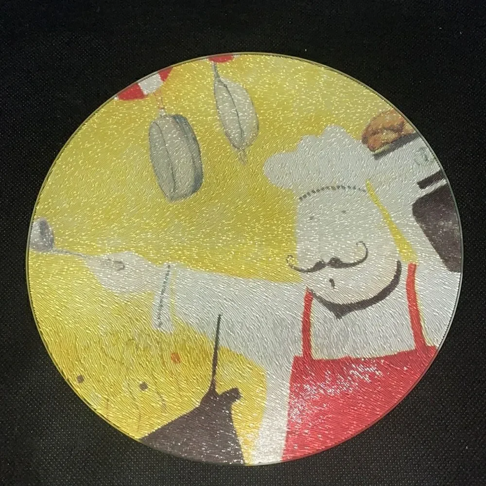 Round glass cutting board